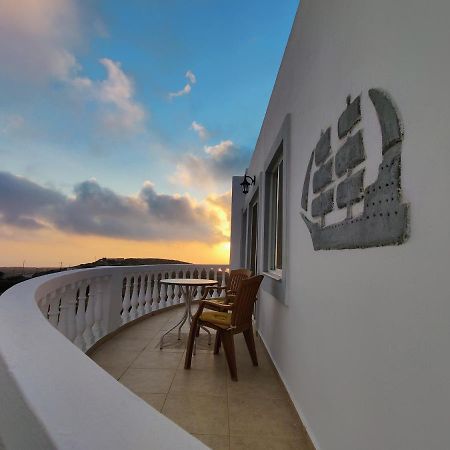 Lakena Sunset View Villa Menetaí エクステリア 写真