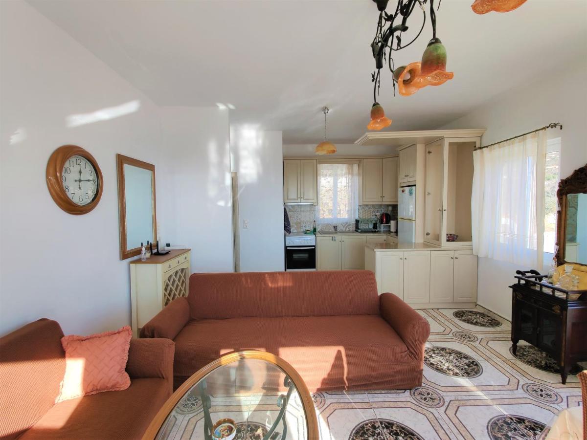 Lakena Sunset View Villa Menetaí エクステリア 写真