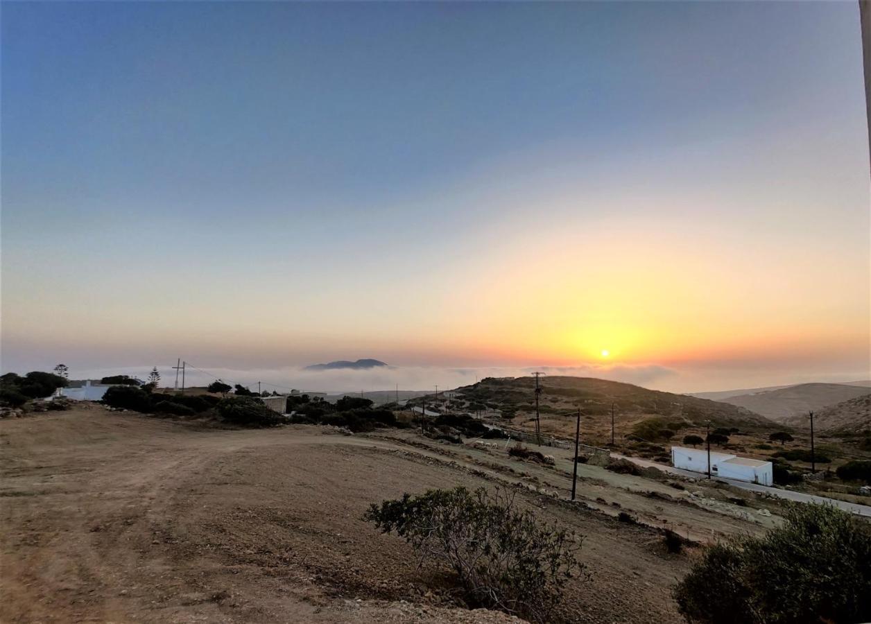 Lakena Sunset View Villa Menetaí エクステリア 写真