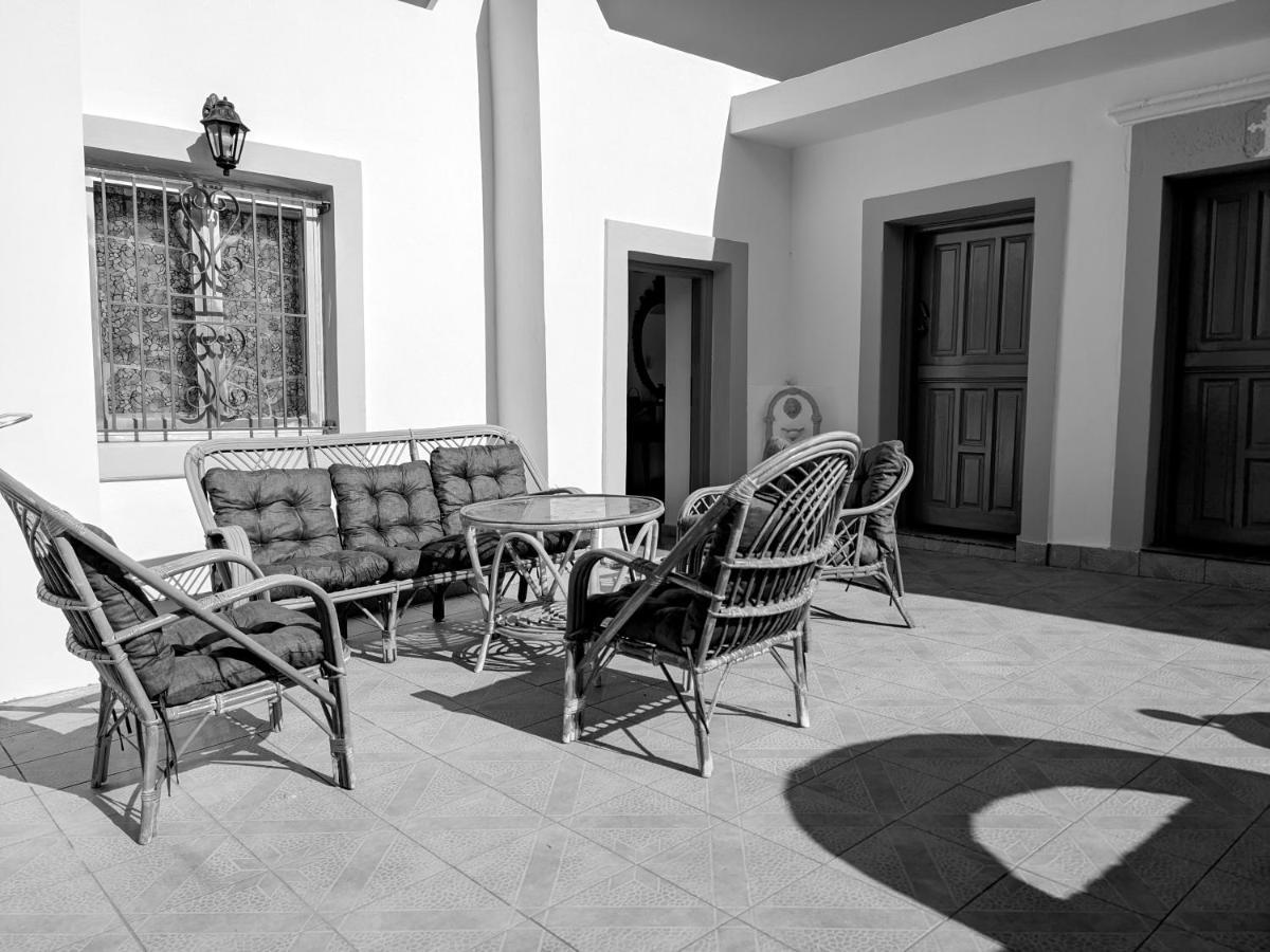 Lakena Sunset View Villa Menetaí エクステリア 写真